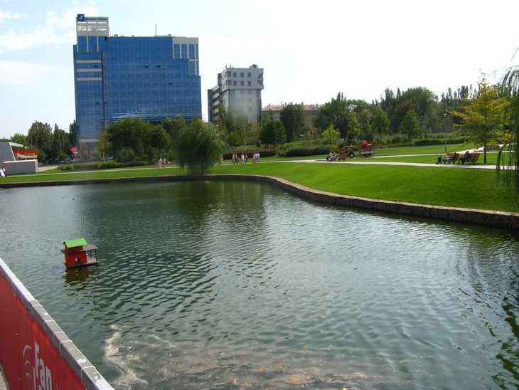 25 9 12 168.jpg