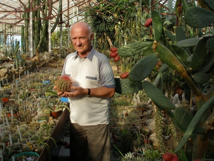 Арлен Александрович Буренков (Киев) в Никитском ботсаду. 2006 