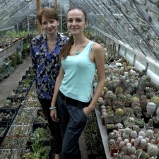     elenacactus          mari   2011