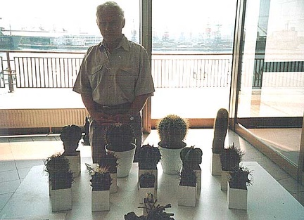 Выставка 2 августа 2003 