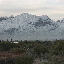 Catalina-mountains-in-snow2