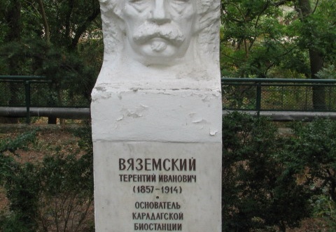 Поездка украинских кактусоводов в Крым, сентябрь 2008 (1994 відвідувань) Фото Сергея Червинко (Винница)
Поездка украинских кактусоводов в Крым, сентябрь 2008