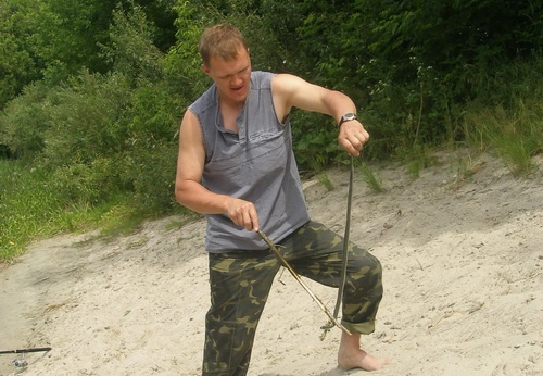 Поход на байдарках по р.Сейм, июль 2009 (2365 відвідувань) А иногда - ужика :)
Фото Е. Ивановой (Киев)
Поход на байдарках по р.Сейм, июль 2009